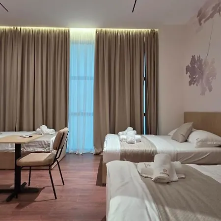 Kingdom Family Apartment's Center Durrës