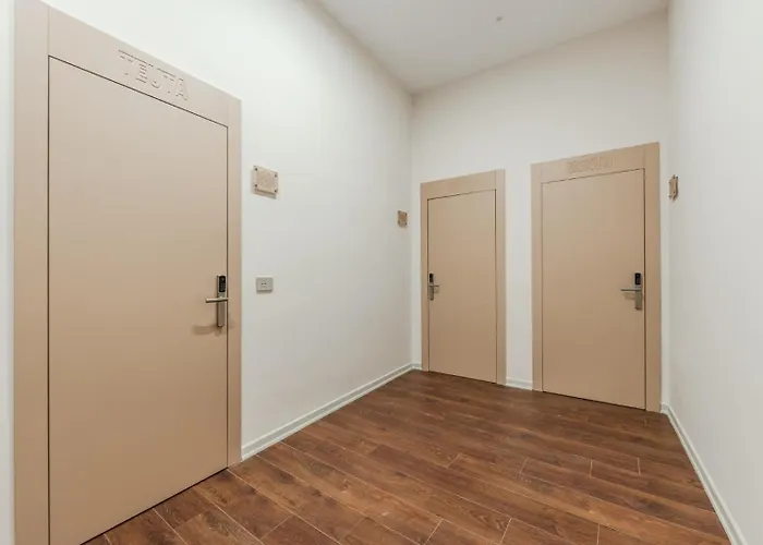 Aparthotel Kingdom Family Apartment's Center Durrës