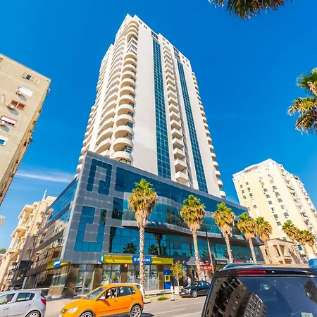 Kingdom Family Apartment's Center Appart hôtel