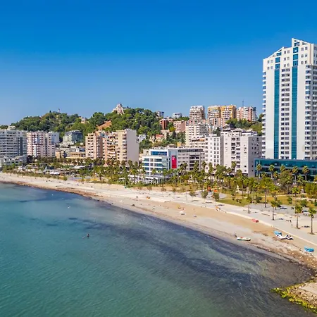 Kingdom Family Apartment's Center 아파트호텔 Durrës