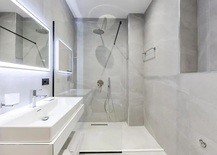 Kingdom Family Apartment's Center * Durrës