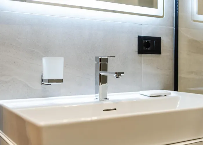 Kingdom Family Apartment's Center * Durrës